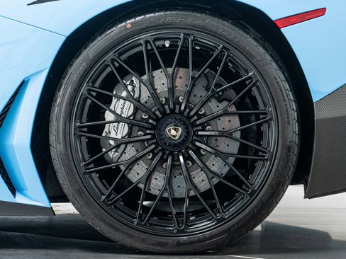 Used 2016 Lamborghini Aventador LP 750-4 Superveloce AWD/4WD image 11
