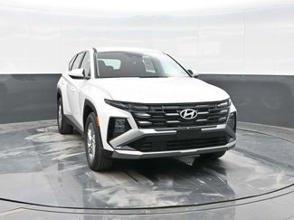 New 2026 Hyundai Tucson SE video 2