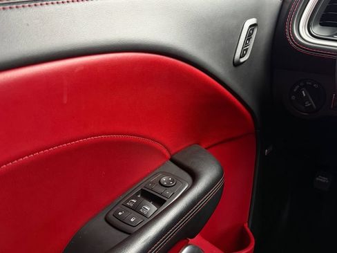 Used 2022 Dodge Challenger R/T Scat Pack w/ Plus Package RWD image 9