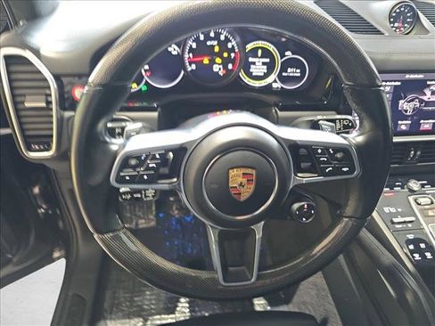 Used 2021 Porsche Cayenne GTS image 20