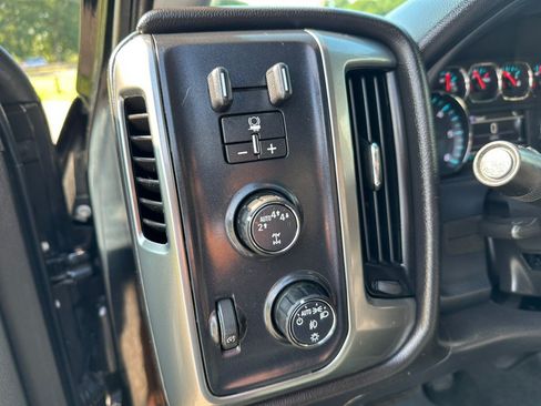 Used 2019 Chevrolet Silverado 1500 LT w/ All Star Edition AWD/4WD image 22