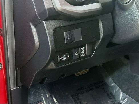 Used 2022 Toyota Tacoma TRD Sport AWD/4WD image 10