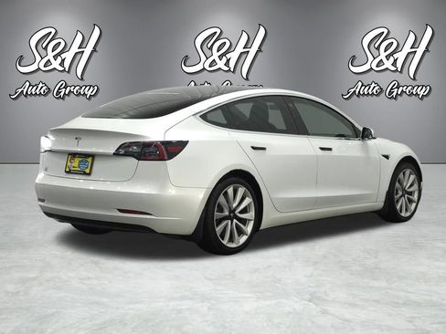 Used 2020 Tesla Model 3 Standard Range RWD image 16