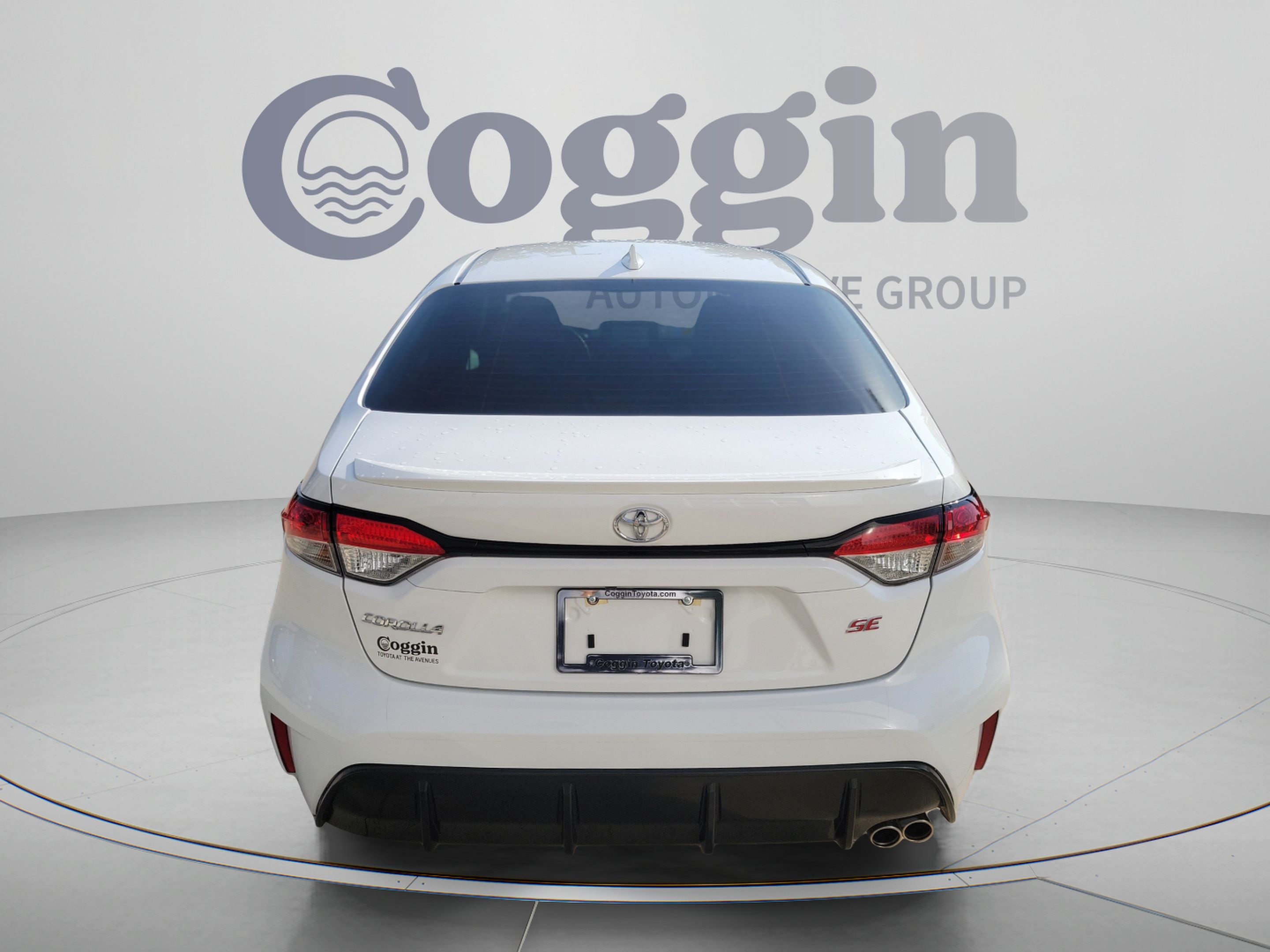 Certified 2025 Toyota Corolla SE FWD image 3