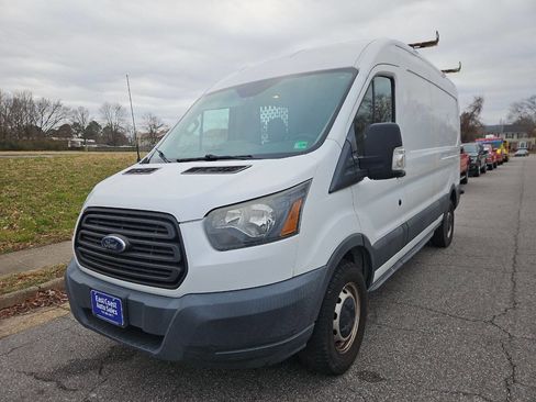 Used 2016 Ford Transit 250 250 3dr LWB Medium Roof Cargo image 3