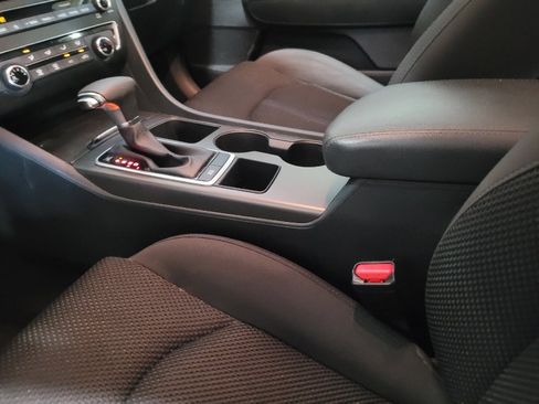 Used 2020 Kia Optima LX FWD image 26