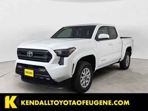 Certified 2025 Toyota Tacoma SR5 image 1