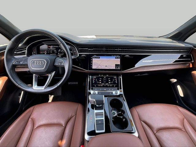 Used 2025 Audi Q7 3.0T Premium Plus AWD/4WD image 9