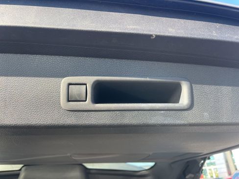 Used 2024 Toyota Sienna LE image 30