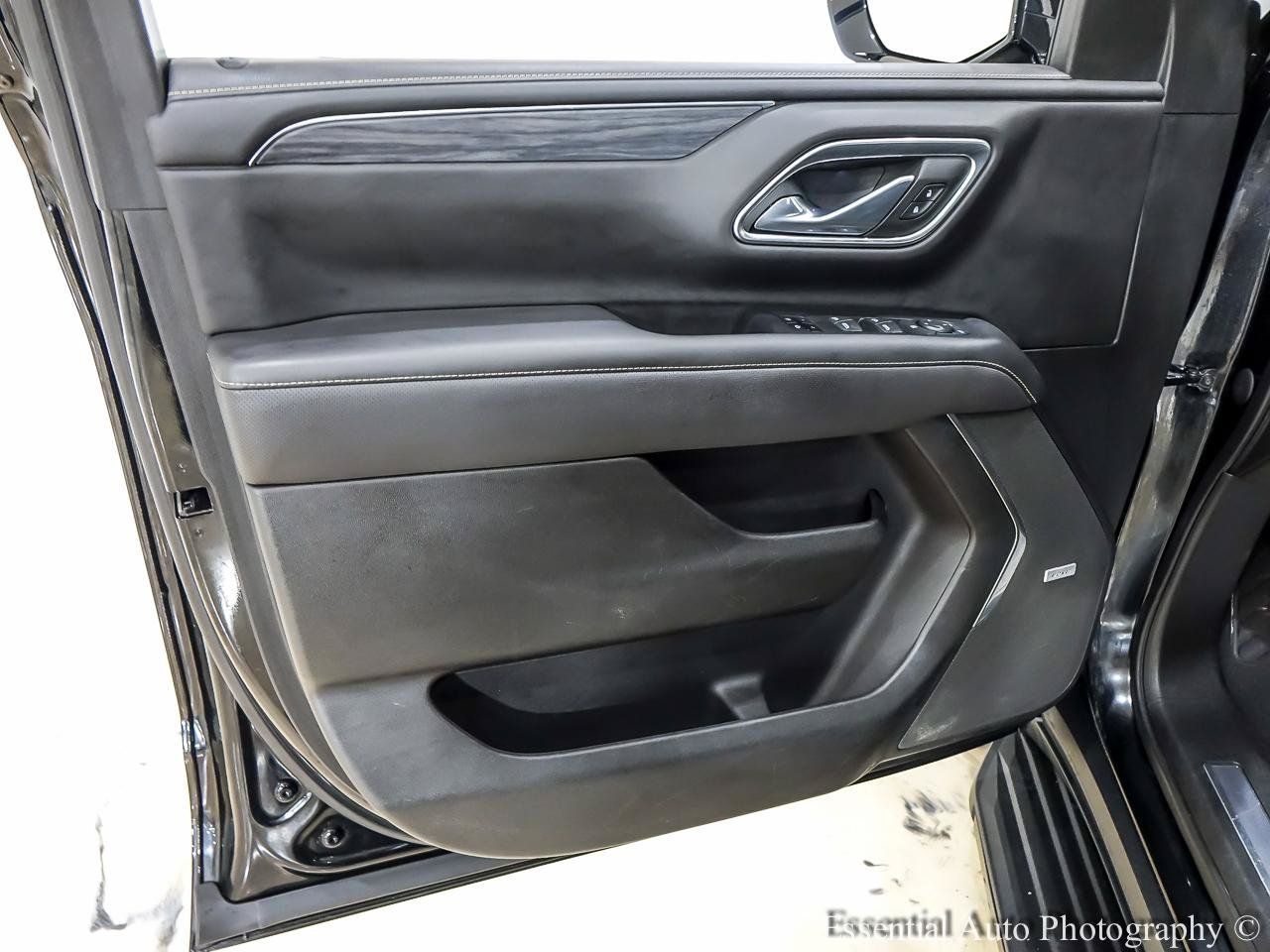 Used 2021 GMC Yukon SLT AWD/4WD image 27