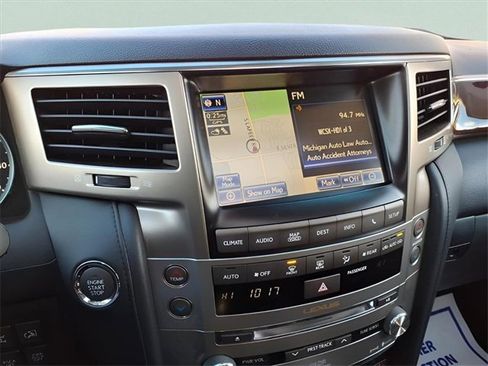 Used 2014 Lexus LX 570 4WD image 20