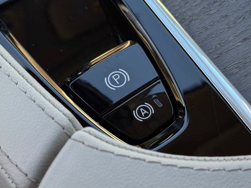 Used 2024 Volvo XC90 B6 Ultimate image 46