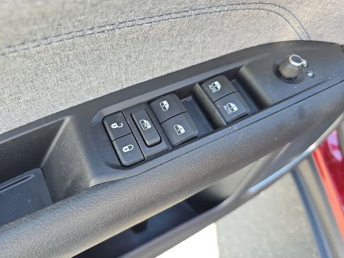 Used 2022 Jeep Compass Latitude image 15