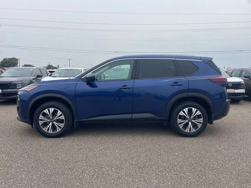 Certified 2022 Nissan Rogue SV w/ SV Premium Package FWD image 4
