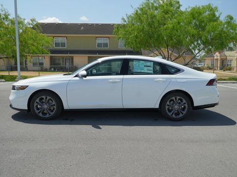 New 2026 Honda Accord EX-L image 10
