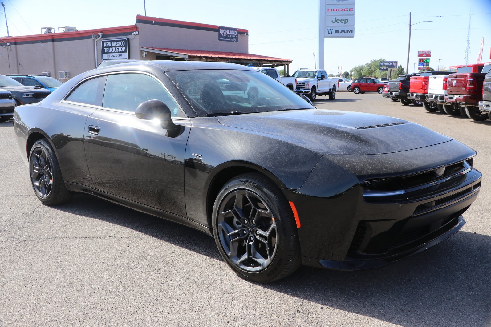 New 2026 Dodge Charger R/T w/ Blacktop Package AWD/4WD image 1