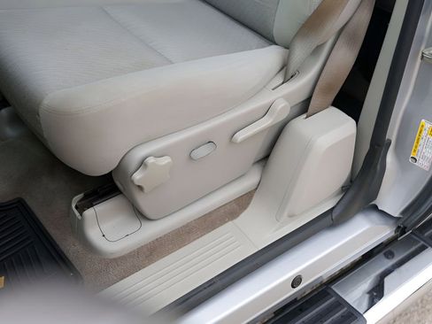 Used 2013 Chevrolet Silverado 1500 LT RWD image 11