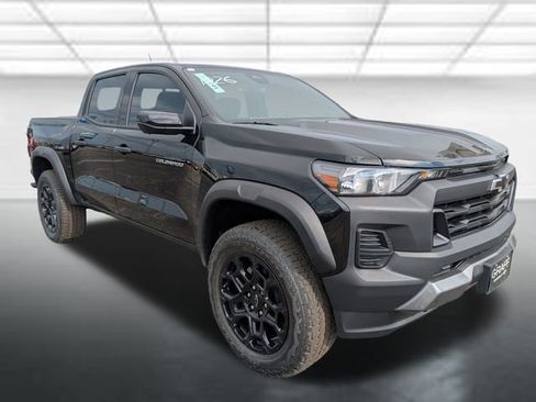 New 2026 Chevrolet Colorado Trail Boss AWD/4WD image 1