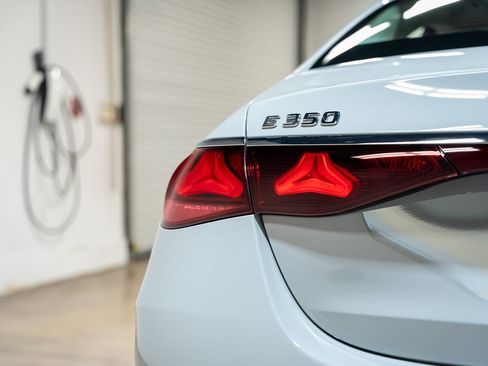 Used 2024 Mercedes-Benz E 350 4MATIC Sedan w/ Driver Assistance Package image 13