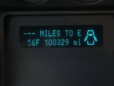 Used 2012 Ford F550 2WD Regular Cab Super Duty w/ PWR Equipment Group image 21