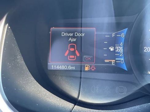 Used 2017 Ford Edge SEL w/ Equipment Group 201A AWD/4WD image 12