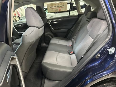 Certified 2025 Toyota RAV4 XLE AWD/4WD image 20