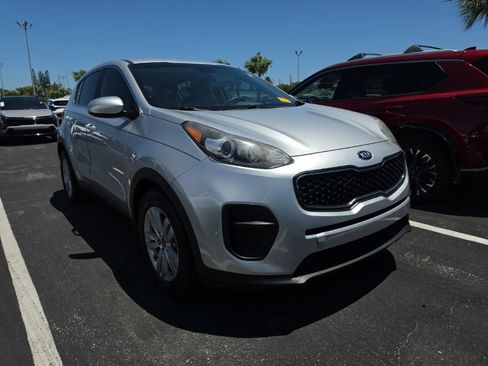 Used 2017 Kia Sportage LX FWD image 1