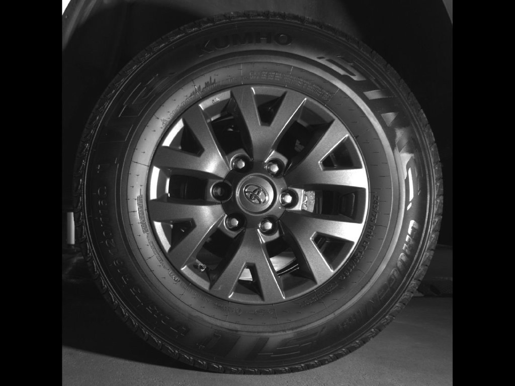 Used 2021 Toyota Tacoma SR5 AWD/4WD image 12