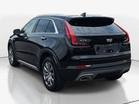 Used 2023 Cadillac XT4 Premium Luxury FWD image 8
