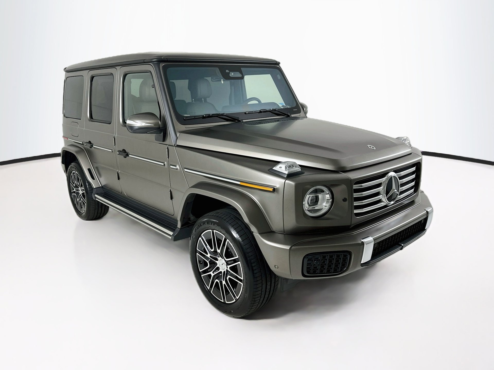 New 2027 Mercedes-Benz G 580 e image 1
