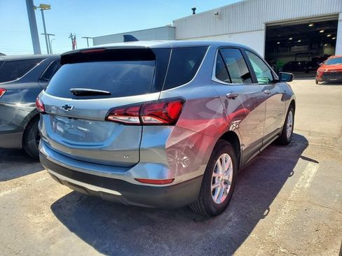Used 2024 Chevrolet Equinox LT w/ LPO, Floor Liner Package FWD image 4