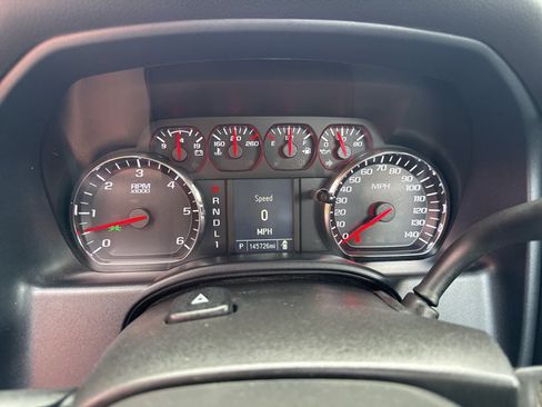Used 2018 Chevrolet Silverado 2500 W/T RWD image 25