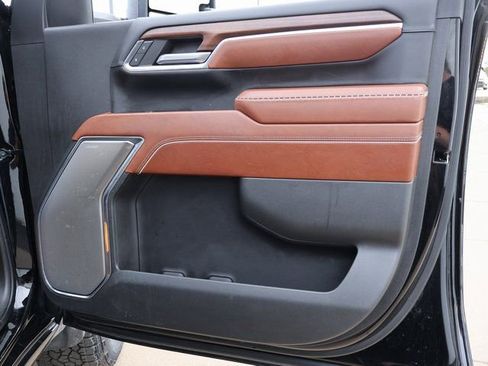 Certified 2024 GMC Sierra 2500 Denali Ultimate w/ Max Trailering Package image 11