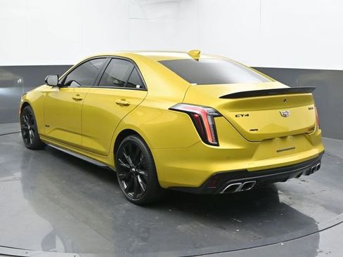 Used 2024 Cadillac CT4 V w/ LPO, ONYX Package image 8