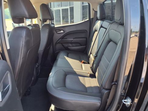 Used 2022 GMC Canyon AT4 w/ Trailering Package image 12