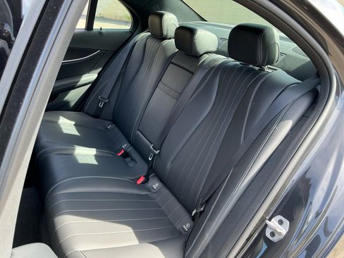 Used 2023 Mercedes-Benz E 450 4MATIC Sedan image 19