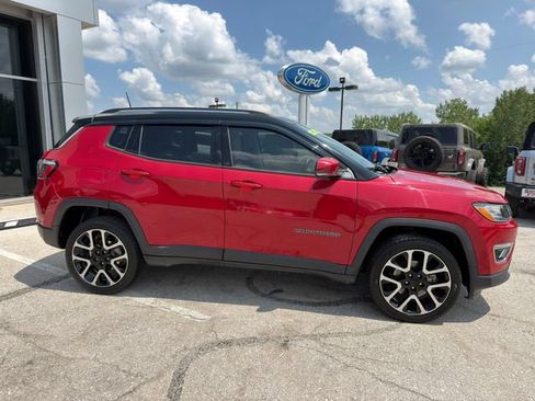 Used 2018 Jeep Compass Limited AWD/4WD image 8