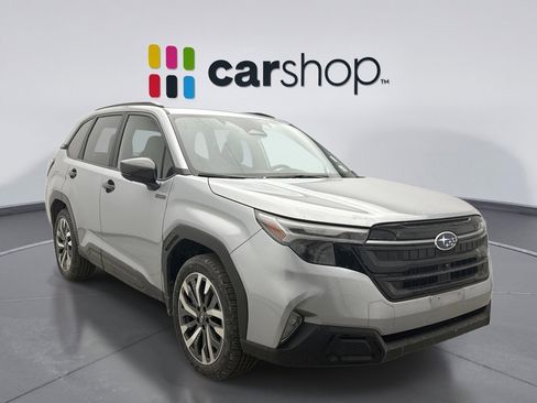 Used 2025 Subaru Forester Touring w/ Protection Package (1PH) image 5