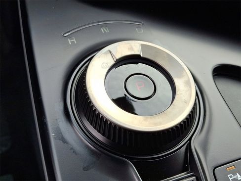 New 2025 Kia EV6 Light w/ Light LR Technology Package image 7