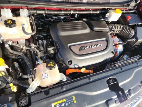 Used 2020 Chrysler Pacifica Limited w/ Advanced Safetytec Group image 21