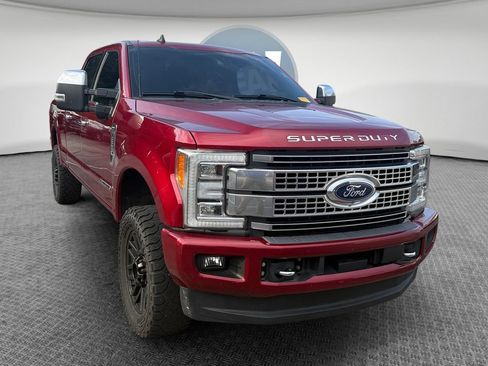 Used 2019 Ford F250 Platinum w/ Platinum Ultimate Package AWD/4WD image 1