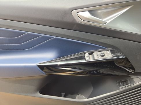 New 2026 Volkswagen ID.4 Pro S Plus AWD/4WD image 18