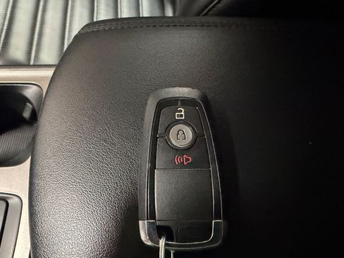 Certified 2024 Ford Edge SEL AWD/4WD image 34