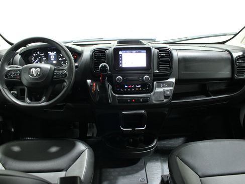 Used 2025 RAM ProMaster 2500 w/ Convenience Group FWD image 2
