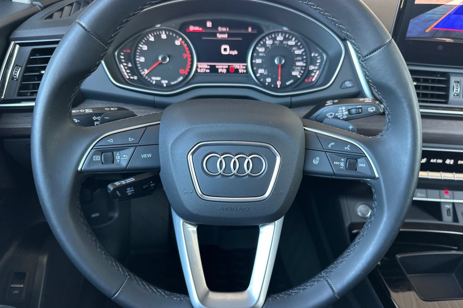 Used 2025 Audi Q5 2.0T Premium AWD/4WD image 25