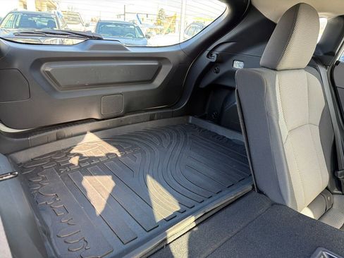 Certified 2024 Subaru Crosstrek 2.0i Premium image 32