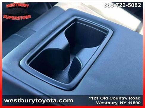 Used 2020 Toyota RAV4 XSE AWD/4WD image 18