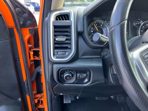 Used 2019 RAM 2500 Big Horn AWD/4WD image 12