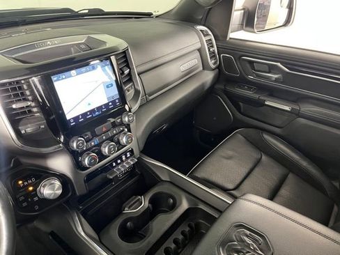 Used 2022 RAM 1500 Laramie AWD/4WD image 32