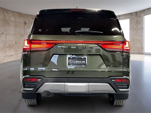 New 2026 Lexus LX 600 4WD w/ Luxury Package image 4